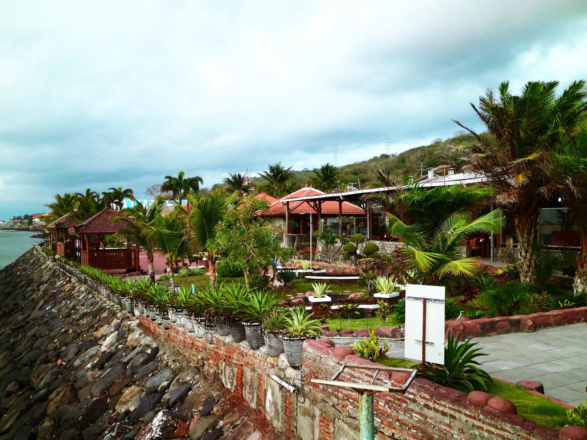 Watu Dodol Hotel&Restaurant Banyuwangi  Exterior foto